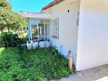 LA CUMBRE CASA A RESTAURAR EN BARRIO POTRERILLOS