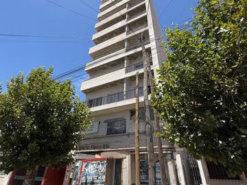 Departamento monoambiente a la venta en Wilde Centro