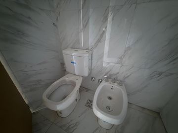 Departamento monoambiente a la venta en Wilde Centro
