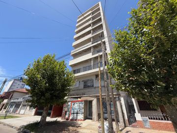Departamento monoambiente a la venta en Wilde Centro