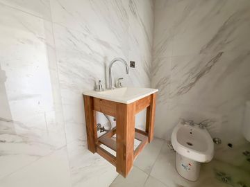 Departamento monoambiente a la venta en Wilde Centro