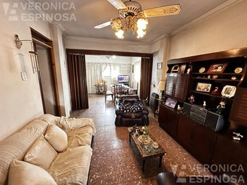 Casa en El Palomar venta 5 ambientes