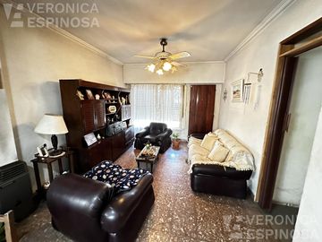 Casa en El Palomar venta 5 ambientes