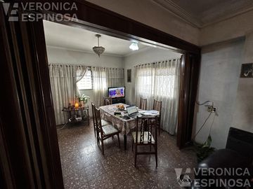 Casa en El Palomar venta 5 ambientes