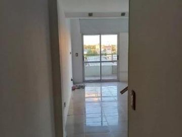 Departamento en venta - 2 Dormitorios 2 Baños - 65Mts2 - Tres de Febrero