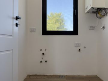 Casa en venta-Barrio San Sebastián Área 7-Intero-Pileta-Loma Verde-Escobar