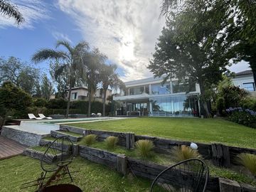 Casa en  Venta  y Alquiler en Santa Barbara, Corredor Bancalari