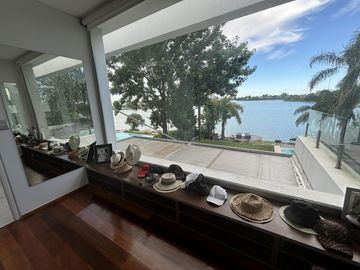 Casa en  Venta  y Alquiler en Santa Barbara, Corredor Bancalari