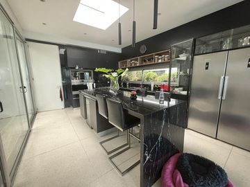 Casa en  Venta  y Alquiler en Santa Barbara, Corredor Bancalari