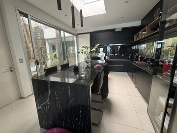 Casa en  Venta  y Alquiler en Santa Barbara, Corredor Bancalari