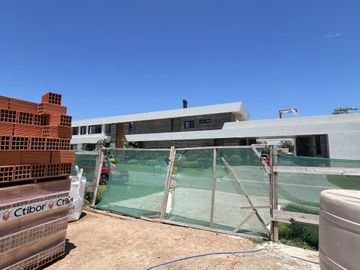 Venta |  Casa | 4 ambientes |  Greenville Polo