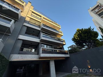 A ESTRENAR! Entrega inmediata! Amplio Monoambiente con Balcón y Parrilla Propia en Colegiales!