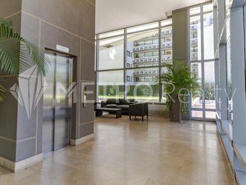 Departamento en venta, 2 amb, en Olivos