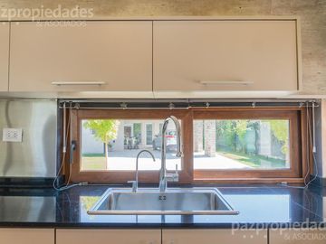 VENTA  Casa 3 dorm   Comahue Golf Club Neuquen Apta Credito