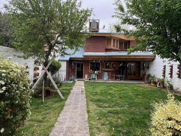 Casa en  Santa Genoveva