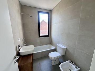 VENTA, CASA, EL CANTÓN, GOLF, LOTE AL 200