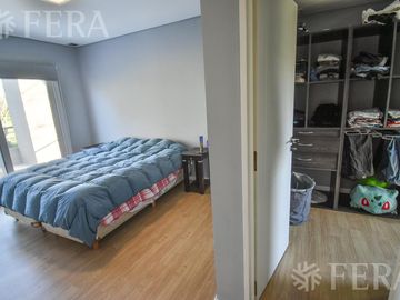 Venta de Casa 4 ambientes en Fincas de Hudson