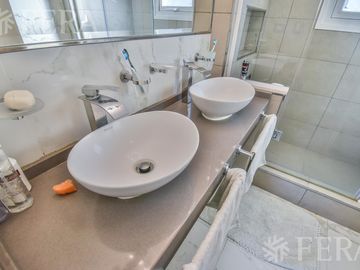 Venta de Casa 4 ambientes en Fincas de Hudson