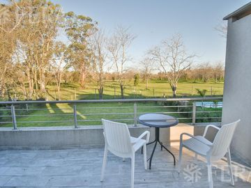 Venta de Casa 4 ambientes en Fincas de Hudson