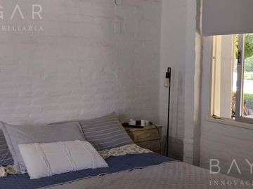 Venta Casa - Barrio Los Pinos / Exaltación de la Cruz