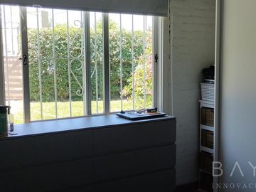 Venta Casa - Barrio Los Pinos / Exaltación de la Cruz