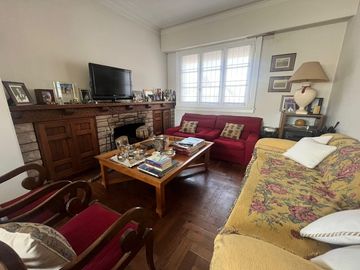 CASA TIPO PH EN VENTA PLANTA ALTA   DOS DORMITORIOS   VITO DUMAS AL 500  PUNTA CHICA VICTORIA