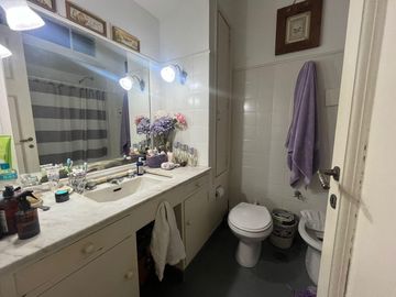 CASA TIPO PH EN VENTA PLANTA ALTA   DOS DORMITORIOS   VITO DUMAS AL 500  PUNTA CHICA VICTORIA