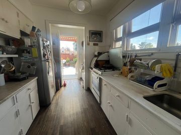 CASA TIPO PH EN VENTA PLANTA ALTA   DOS DORMITORIOS   VITO DUMAS AL 500  PUNTA CHICA VICTORIA