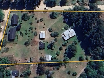 Cabañas / Hotel en  Venta vista a las montañas a cudaras de la Laguna Huemul