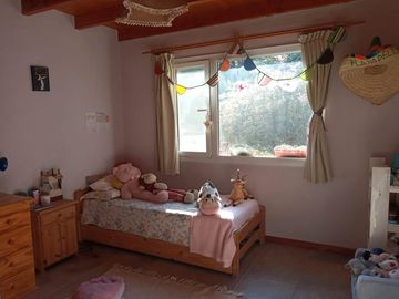 Cabañas / Hotel en  Venta vista a las montañas a cudaras de la Laguna Huemul