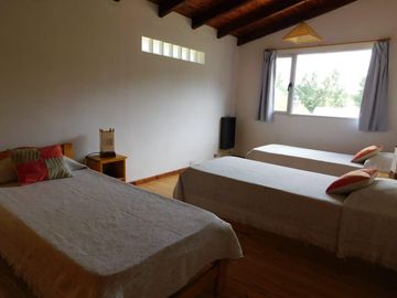 Cabañas / Hotel en  Venta vista a las montañas a cudaras de la Laguna Huemul