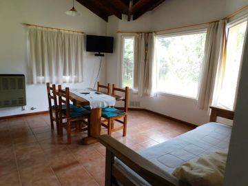 Cabañas / Hotel en  Venta vista a las montañas a cudaras de la Laguna Huemul