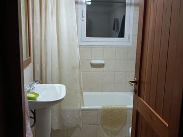Cabañas / Hotel en  Venta vista a las montañas a cudaras de la Laguna Huemul