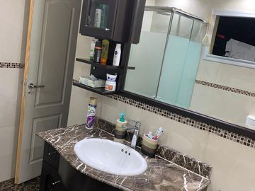 Caaguazu 7300 Excelente Casa - Liniers con parque