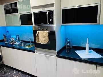 Caaguazu 7300 Excelente Casa - Liniers con parque