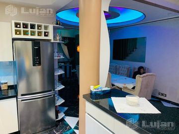 Caaguazu 7300 Excelente Casa - Liniers con parque