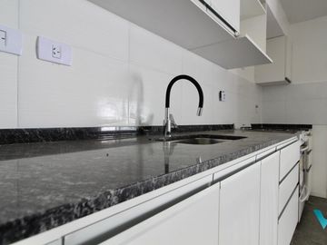 Amplio Duplex en Excelente zona de Ituzaingó norte