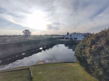 Casa en  Los Alisos al agua