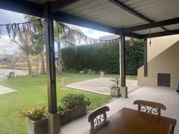 Casa en  Alquiler Temporario en San Benito Villanueva