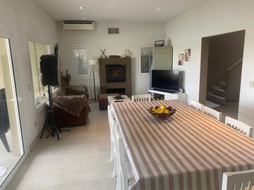 Casa en  Alquiler Temporario en San Benito Villanueva