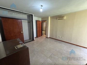 Casa en Barrio las Orquideas