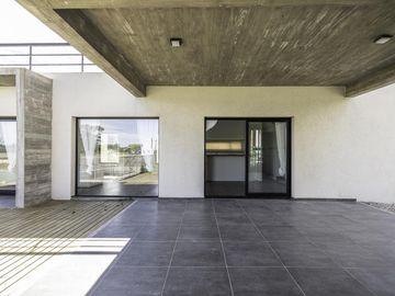 VENTA, CASA, COSTA ESMERALDA, ECUESTRE, LOTE AL 400