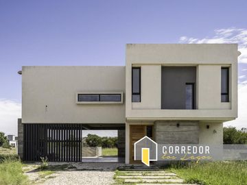 VENTA, CASA, COSTA ESMERALDA, ECUESTRE, LOTE AL 400