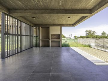 VENTA, CASA, COSTA ESMERALDA, ECUESTRE, LOTE AL 400