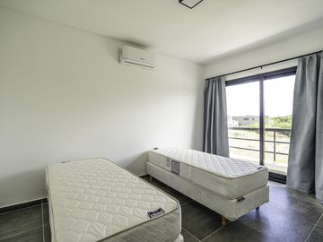 VENTA, CASA, COSTA ESMERALDA, ECUESTRE, LOTE AL 400