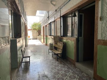 VENDE O RENTA CASA CON USO DE SUELO