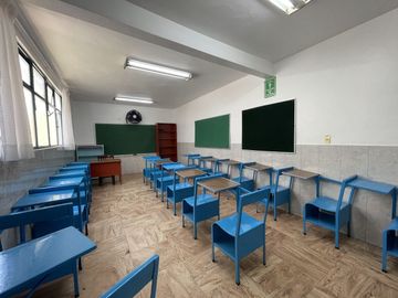 VENDE O RENTA CASA CON USO DE SUELO