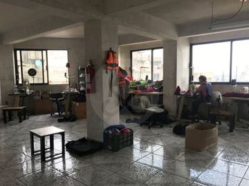 Edificio en venta en El Manto