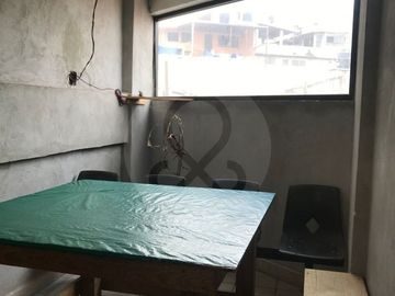 Edificio en venta en El Manto