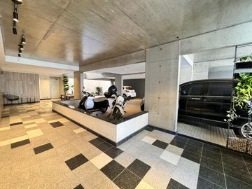 Venta - Departamento de un dormitorio, a estrenar, al frente, con balcón en Barrio Martin.